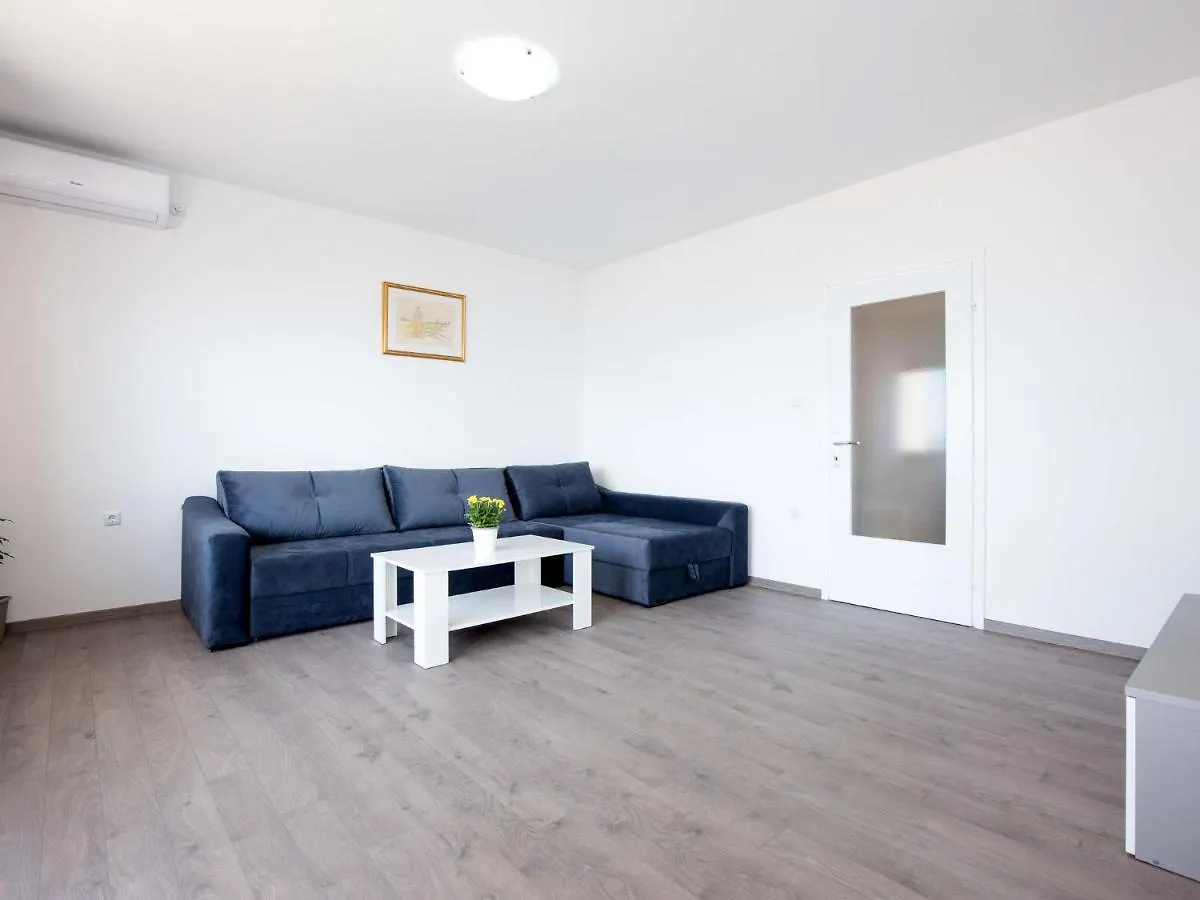 Apartment Luka - Nov106 By Interhome نوفي فينودولسكي كرواتيا